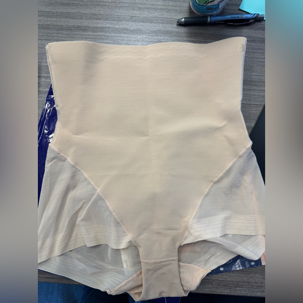 NWT - Bare essentials High-Waisted Shapewear Briefs - Nude